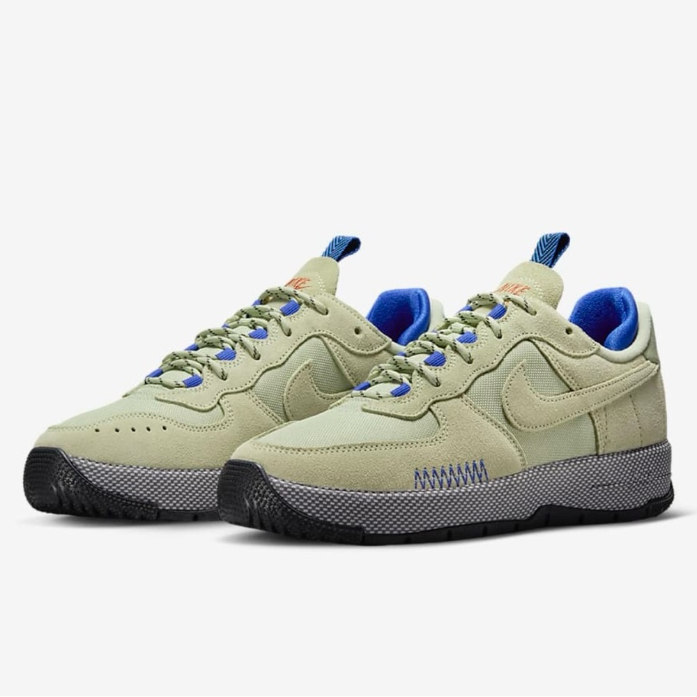 NEW NIKE AIR FORCE ONES WILD